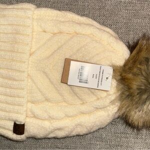 CC Boutique Cream Knit Hat with Faux Fur Pom